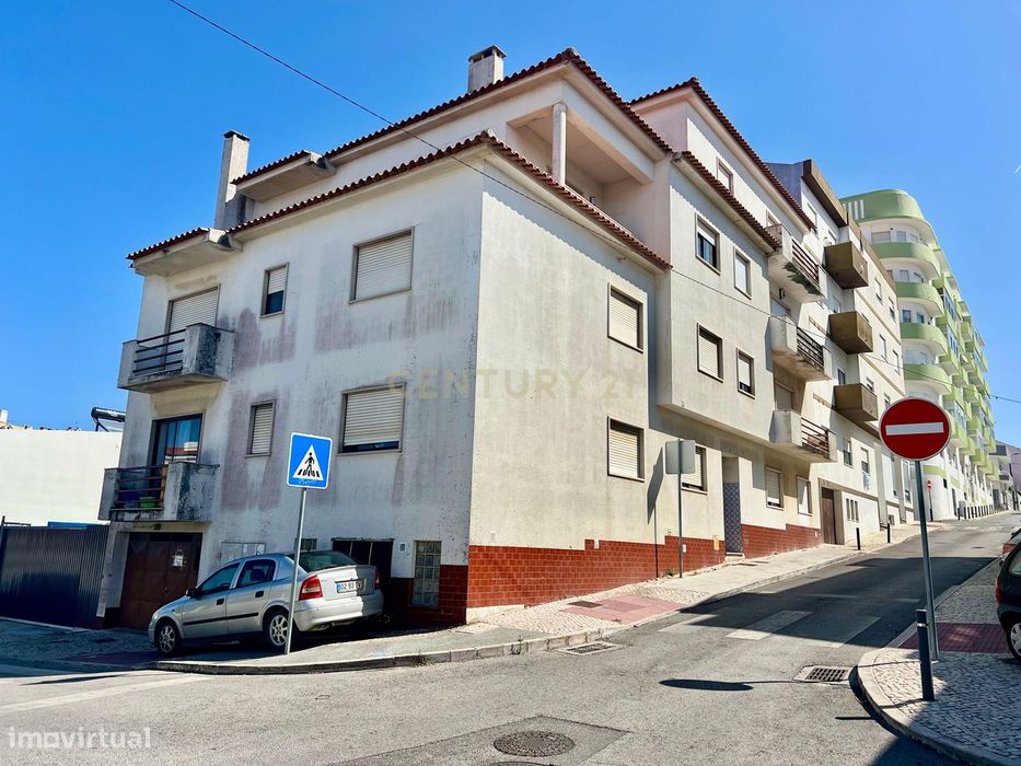 Apartamento T3 à venda – Bairro da Ponte, Caldas da Rainha