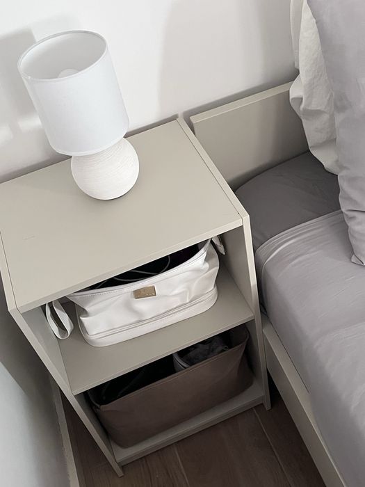 Estrutura de cama + estrado + mesas de cabeceira GURSKEN IKEA