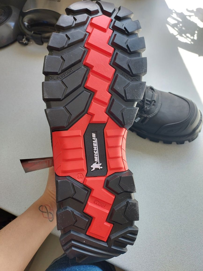 Buty robocze michelin 44