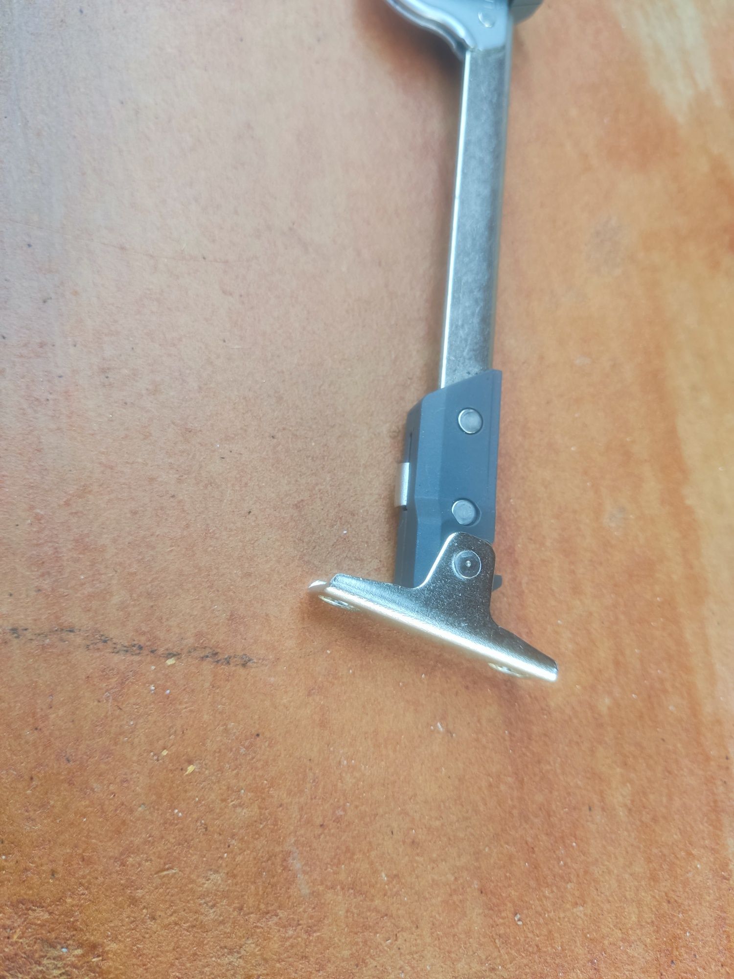 Amortecedores para armários caravanas