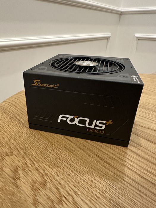 Fonte Modular Seasonic Focus + Gold 650w