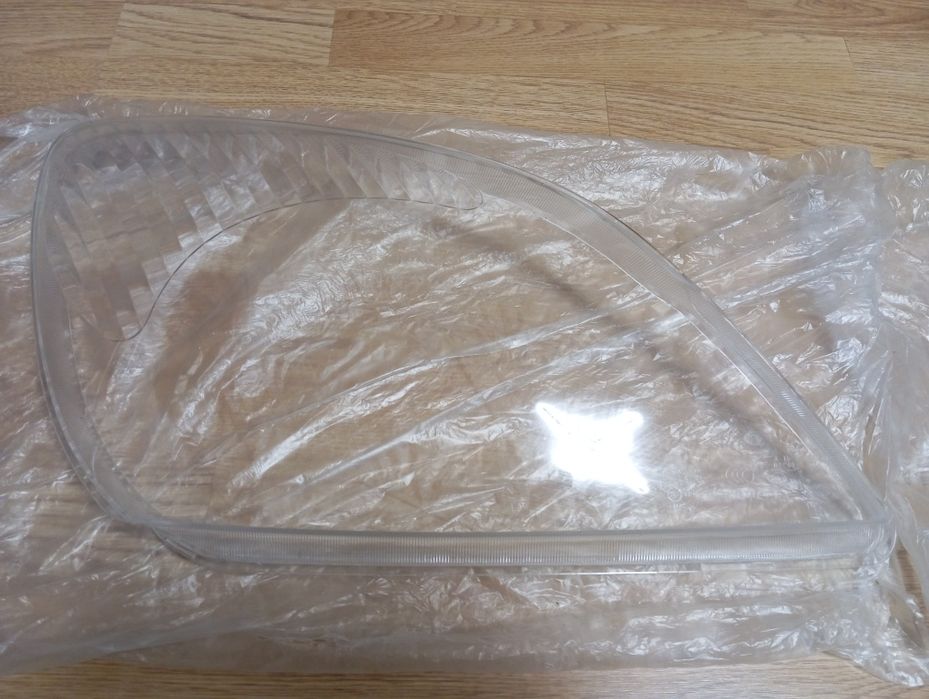 Стекла фар Чери Тиго