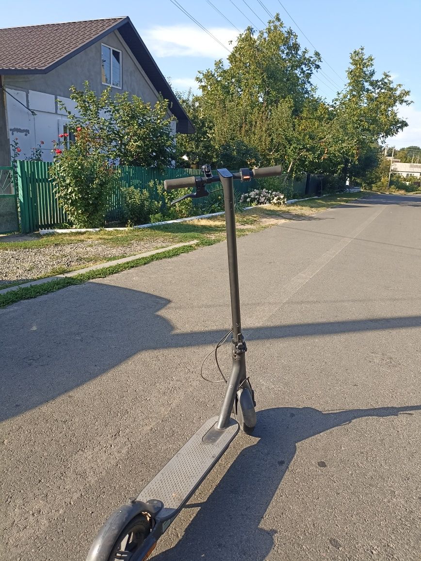 Mi electric scooter 1s