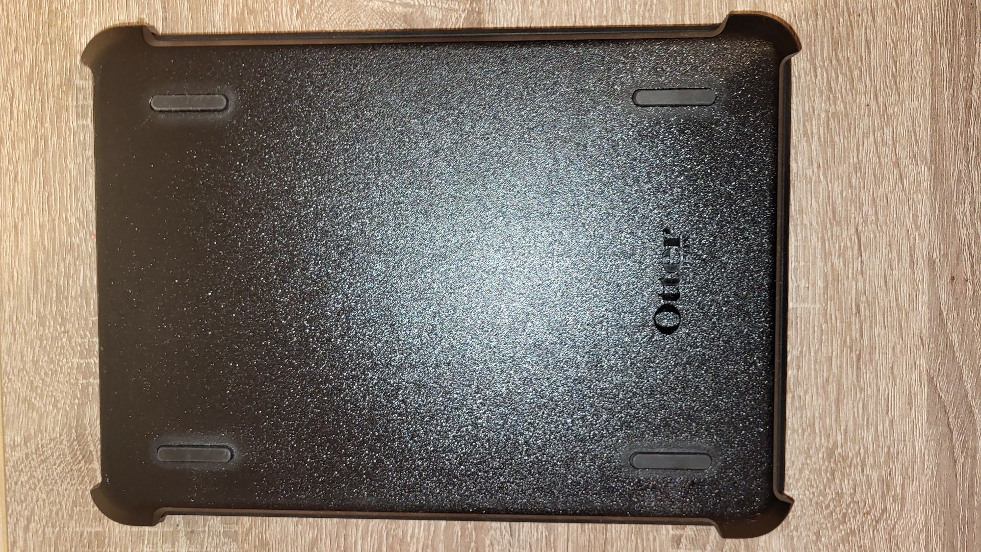 Продам брендовий преміум бампер OtterBox Defender Apple iPad 7/8/9