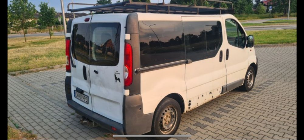 Renault Trafic 9 osobowy Jezdzi