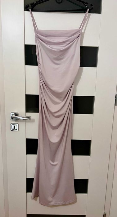 Sukienka długa różowa