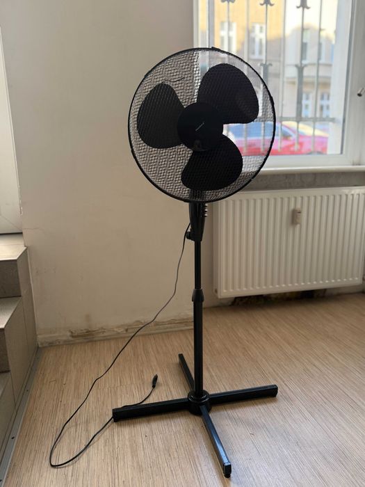 Wiatrak czarny, sprawny - za darmo