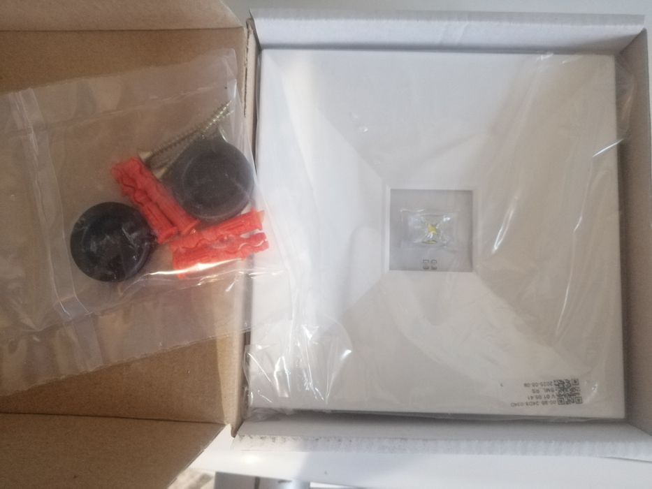 Lampa oświetlenia awaryjnego Lovato II