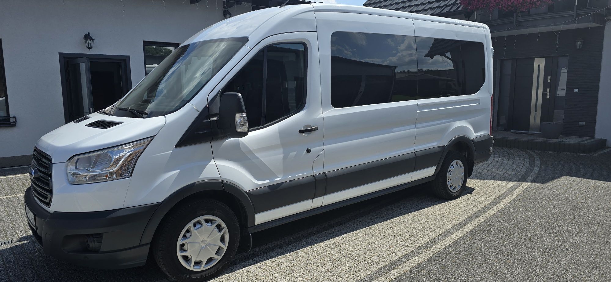 Ford transit 9 osobowy 2018r