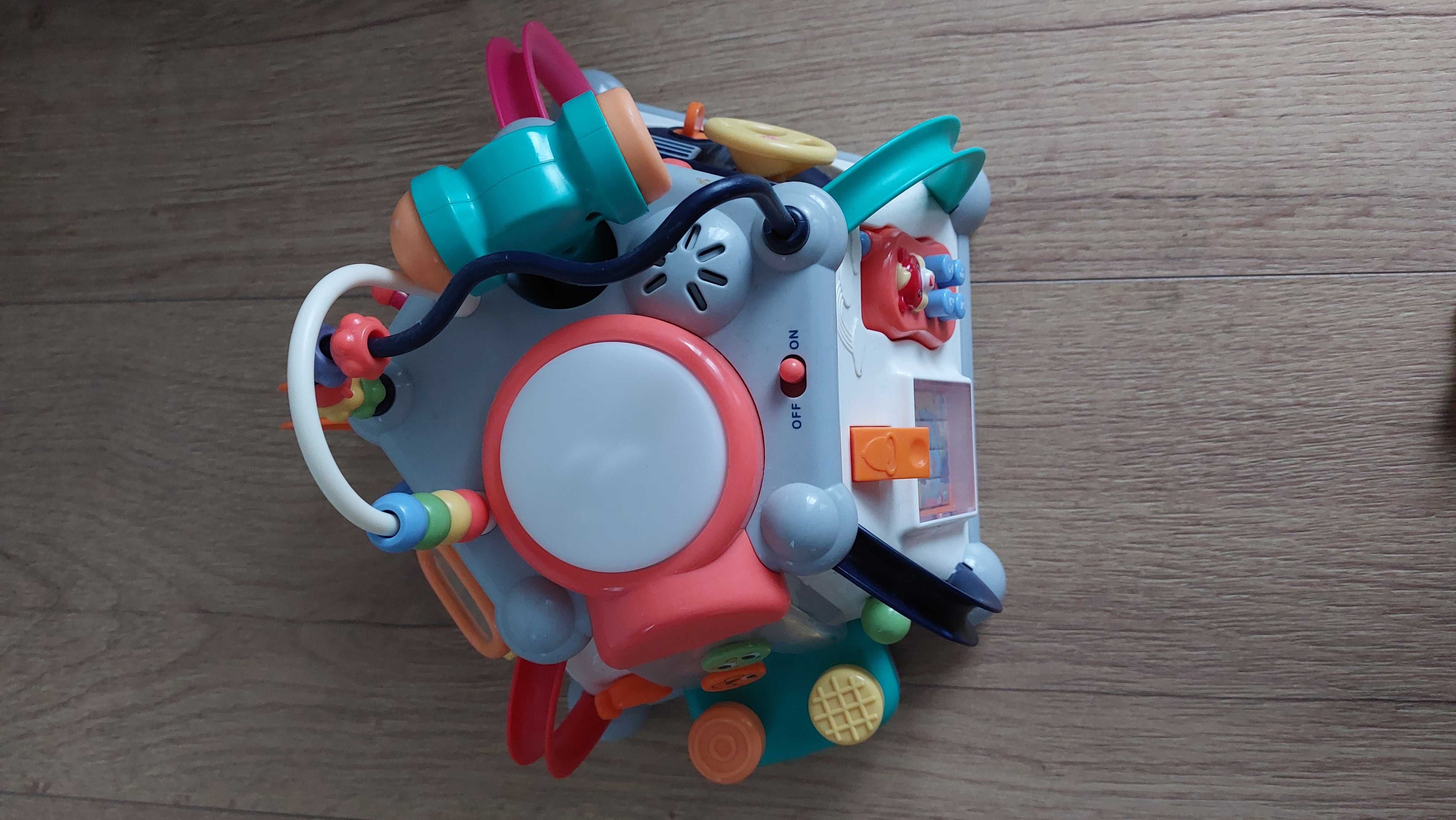 Kostka interaktywna sensoryczna edukacyjna LITTLE JOY BOX