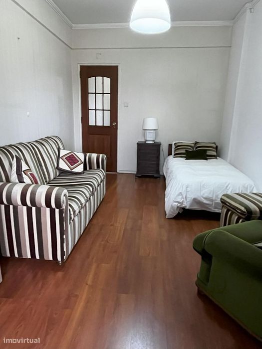 772288 - Quarto individual encantador num...