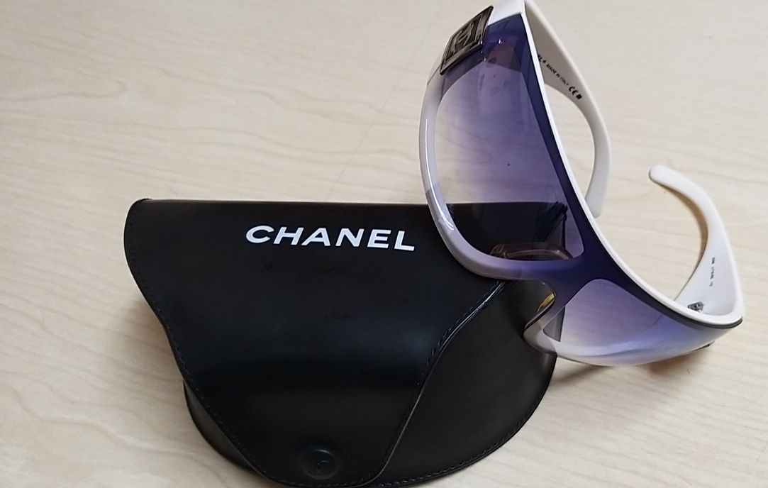 Óculos de sol da Chanel. Originais.