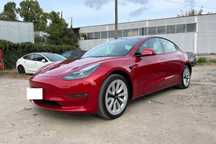 Оренда електро автоTesla Soul Prius таксі і не тільки