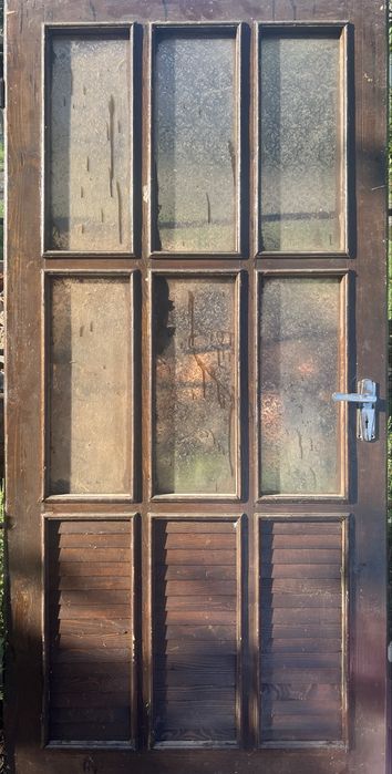 Двері згодяться як на  міжкімнатні/ так і входні