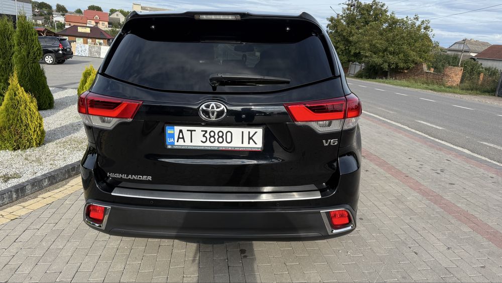 Тойота Хайландер