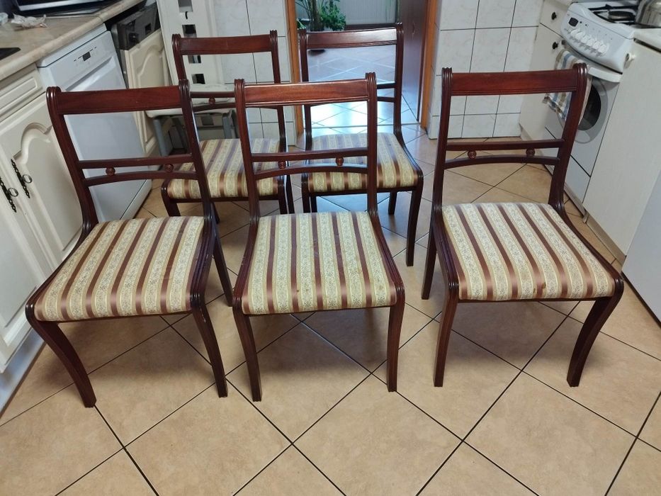 Krzesła ręcznie robione mahoń