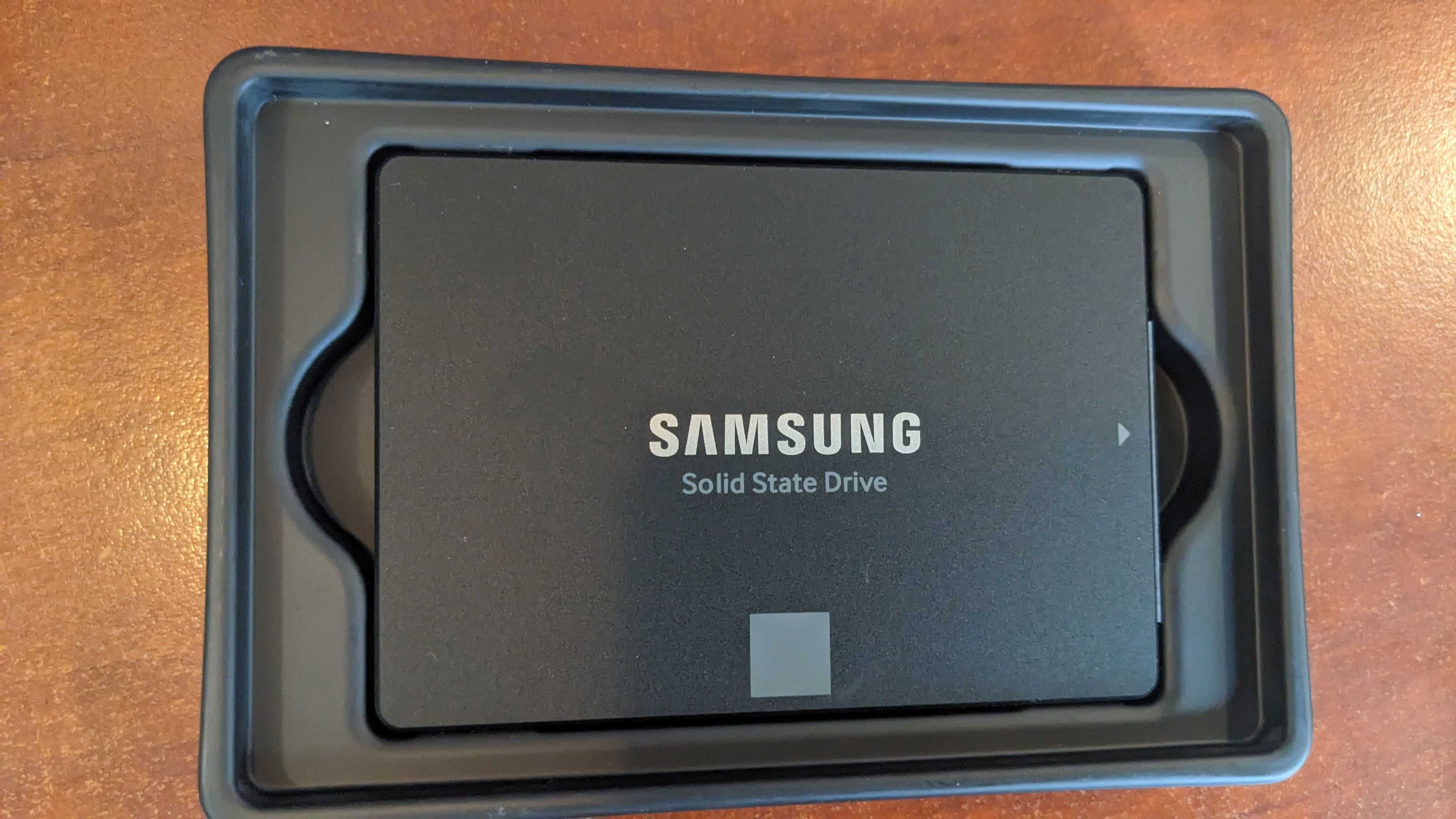 SSD Samsung 1Tb 850 pro та 2Tb 870 EVO