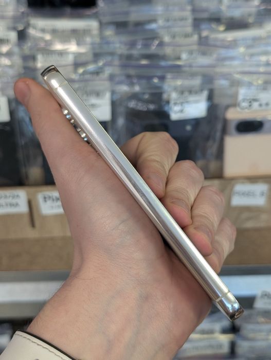 Samsung Galaxy S23 8/128gb Кредит Гарантія