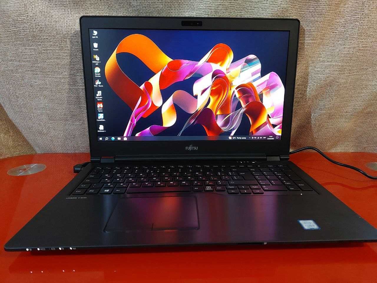 Fujitsu U759/ 15.6" FullHD, IPS/ i5 8265U/ 16 GB/256 GB/ Intel UHD 620