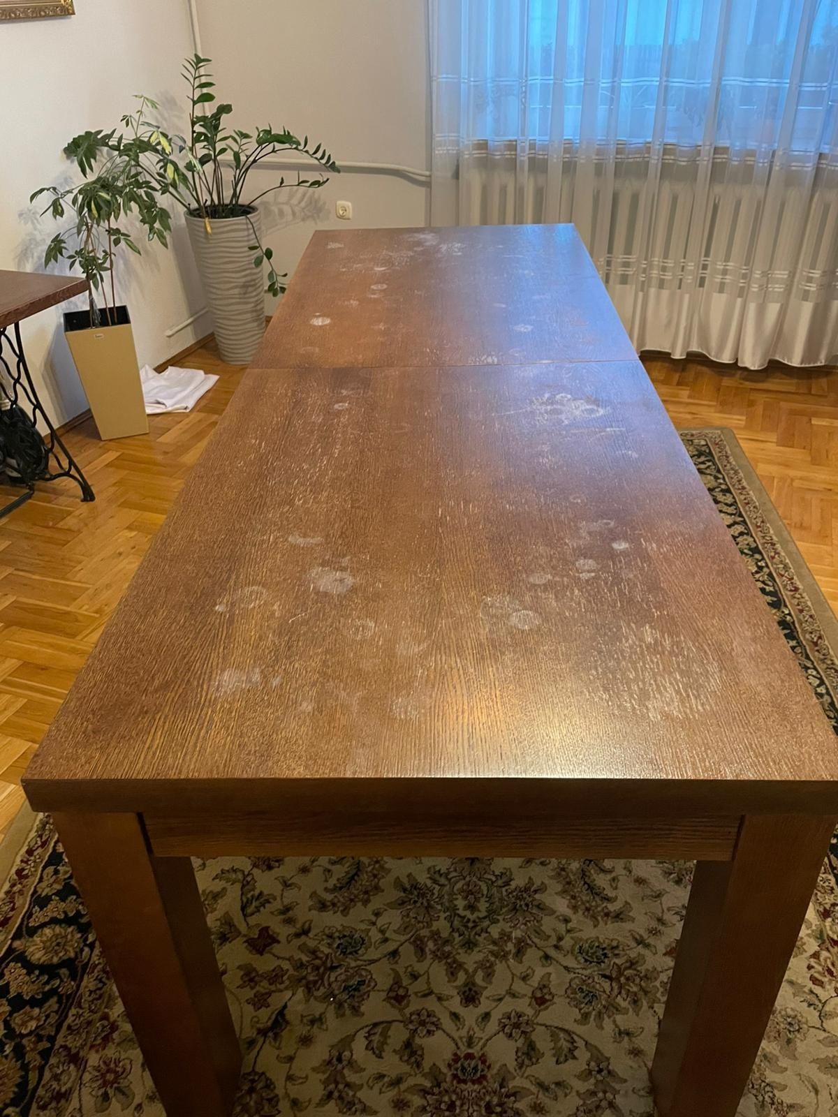 Stół do jadalni rozkladany