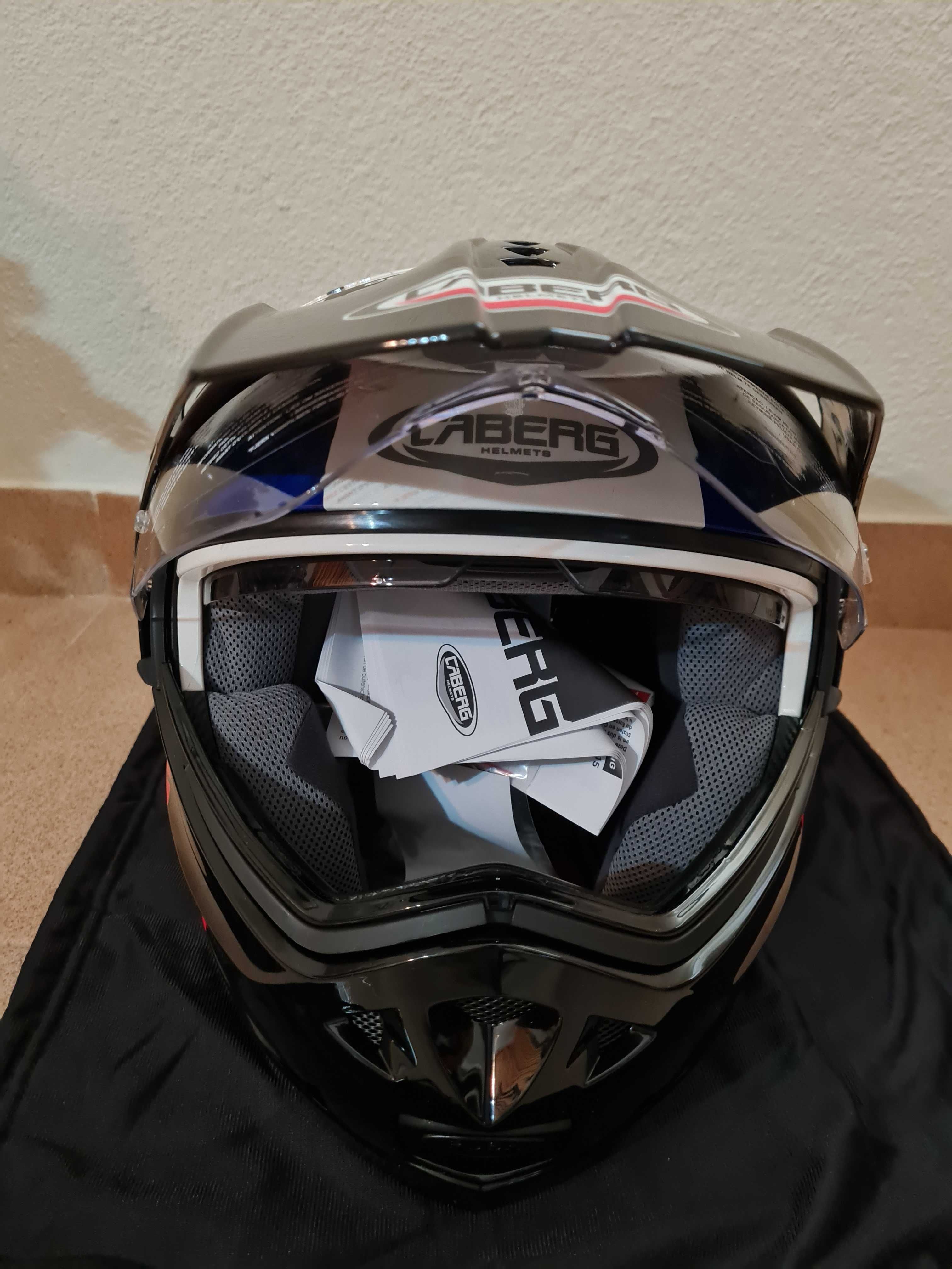 Capacete Caberg Tourmax Titan