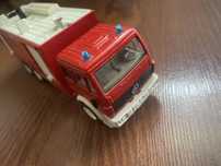 Model Siku Straż Mercedes 1:55 metalowy