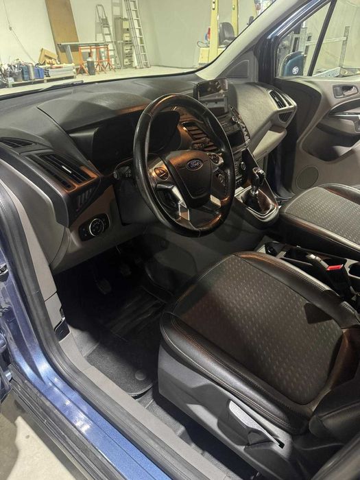 Vendo Carrinha Comercial