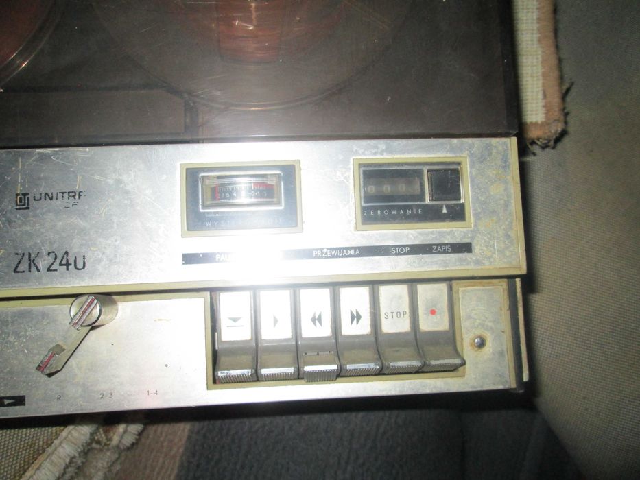 Sprzedam magnetofon ZK-240, firmy UNITRA, 4 - ścieżkowy.