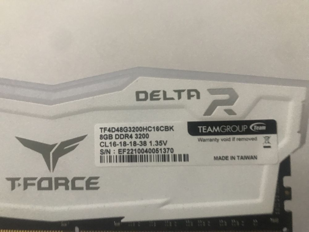 Memoria ddr4 16gb tforce delta r