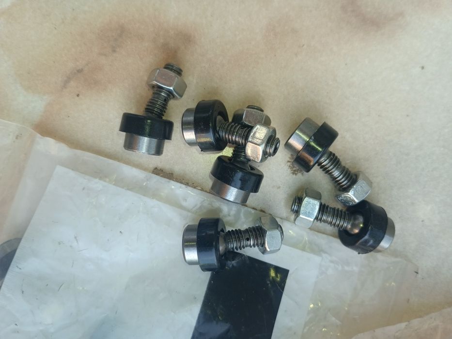 Винт ригуліровки клапанів КАМІНС