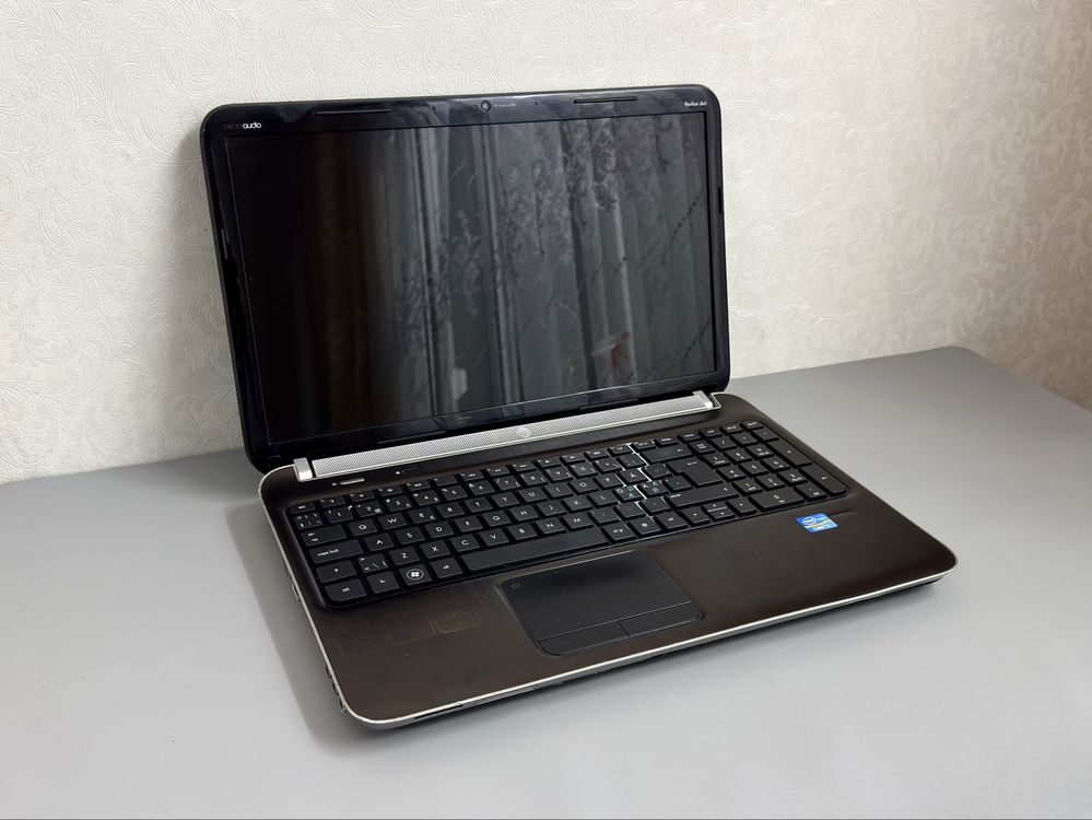 Ігровий Ноутбук  Hp DV6 Core i7 8gb SSD 256