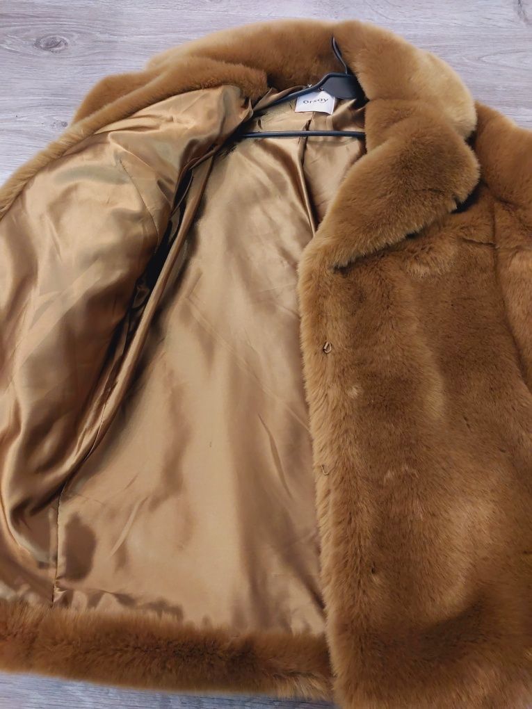 Sztuczne futro płaszcz kurtka Orsay Rozmiar 42