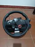 Volante e pedal Logitech