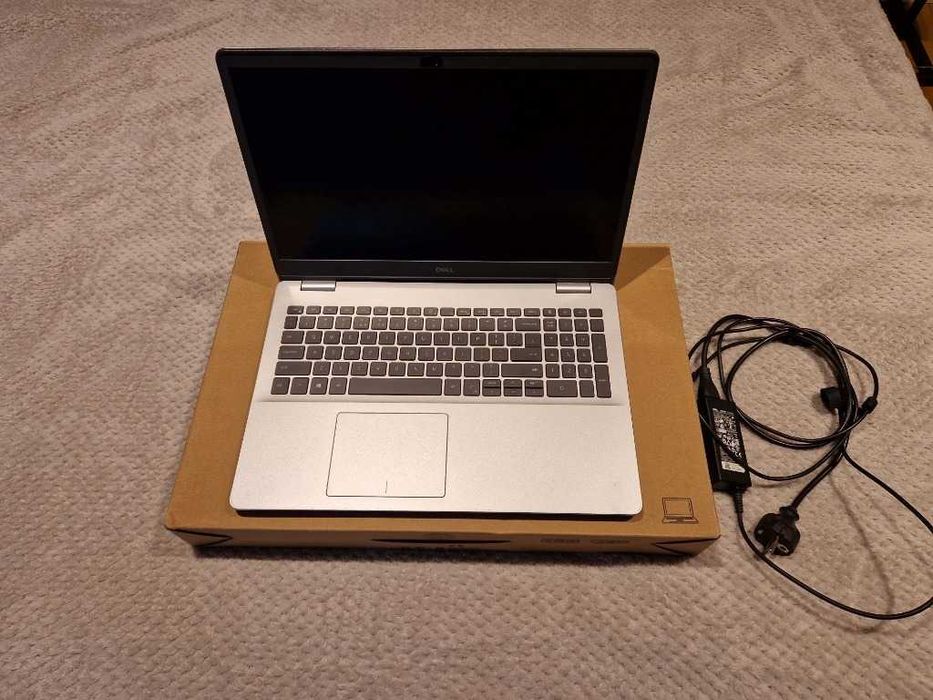 Laptop 15,6" Dell Inspiron 5593 i5-1035G1/16GB/512 GB PCIe/Win11 WARTO