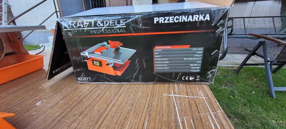 Przecinarka do płytek na mokro