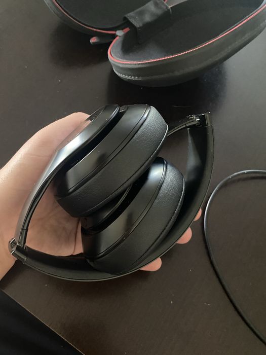 Beats Studio 3 Wireless – idealny stan, pełny zestaw
