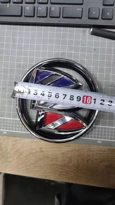 buick encore znaczek emblemat przedni