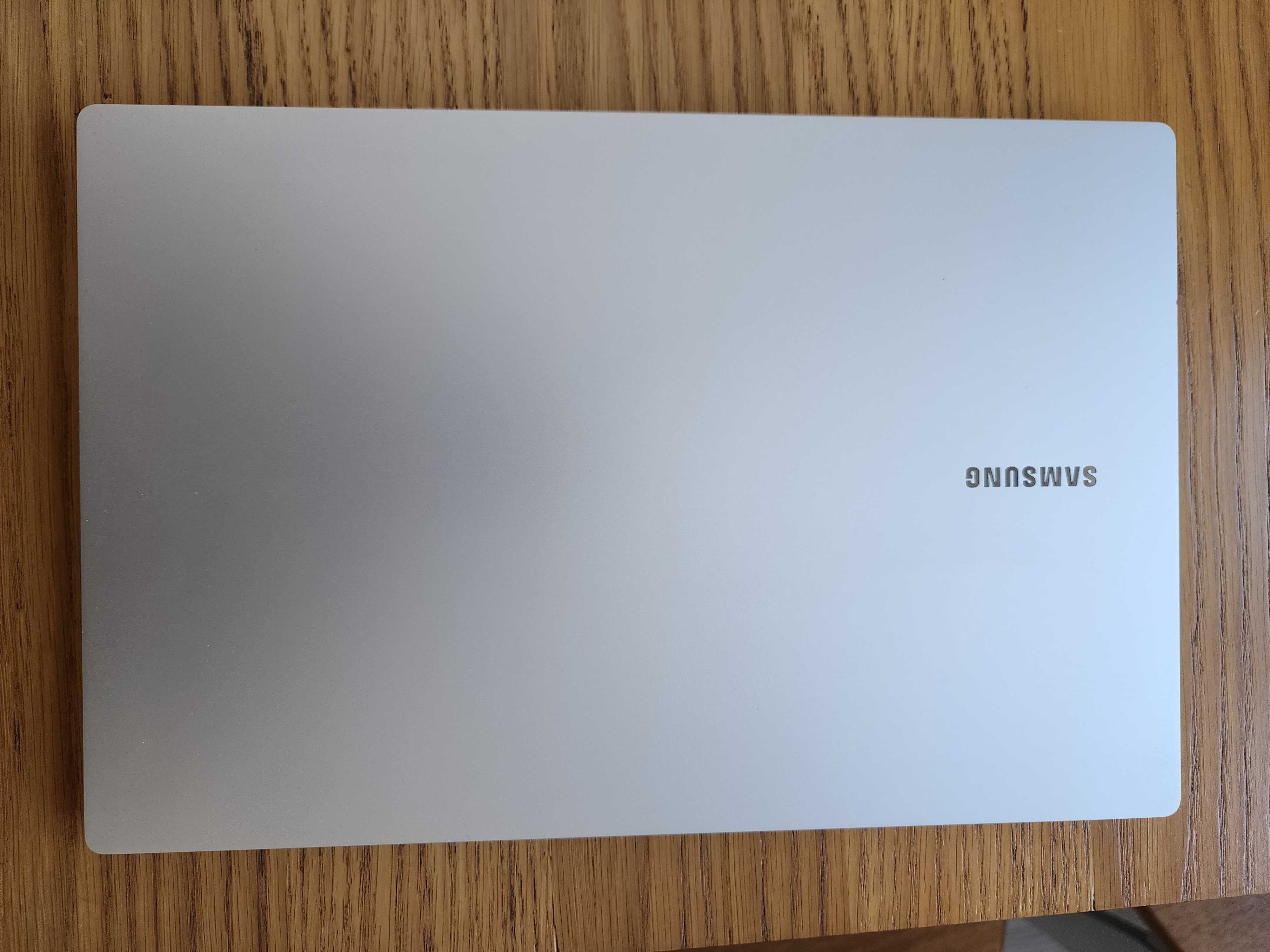 Samsung Galaxy Book Pro 13.3" AMOLED NP930XDB  i5-1135G7 8\512GB