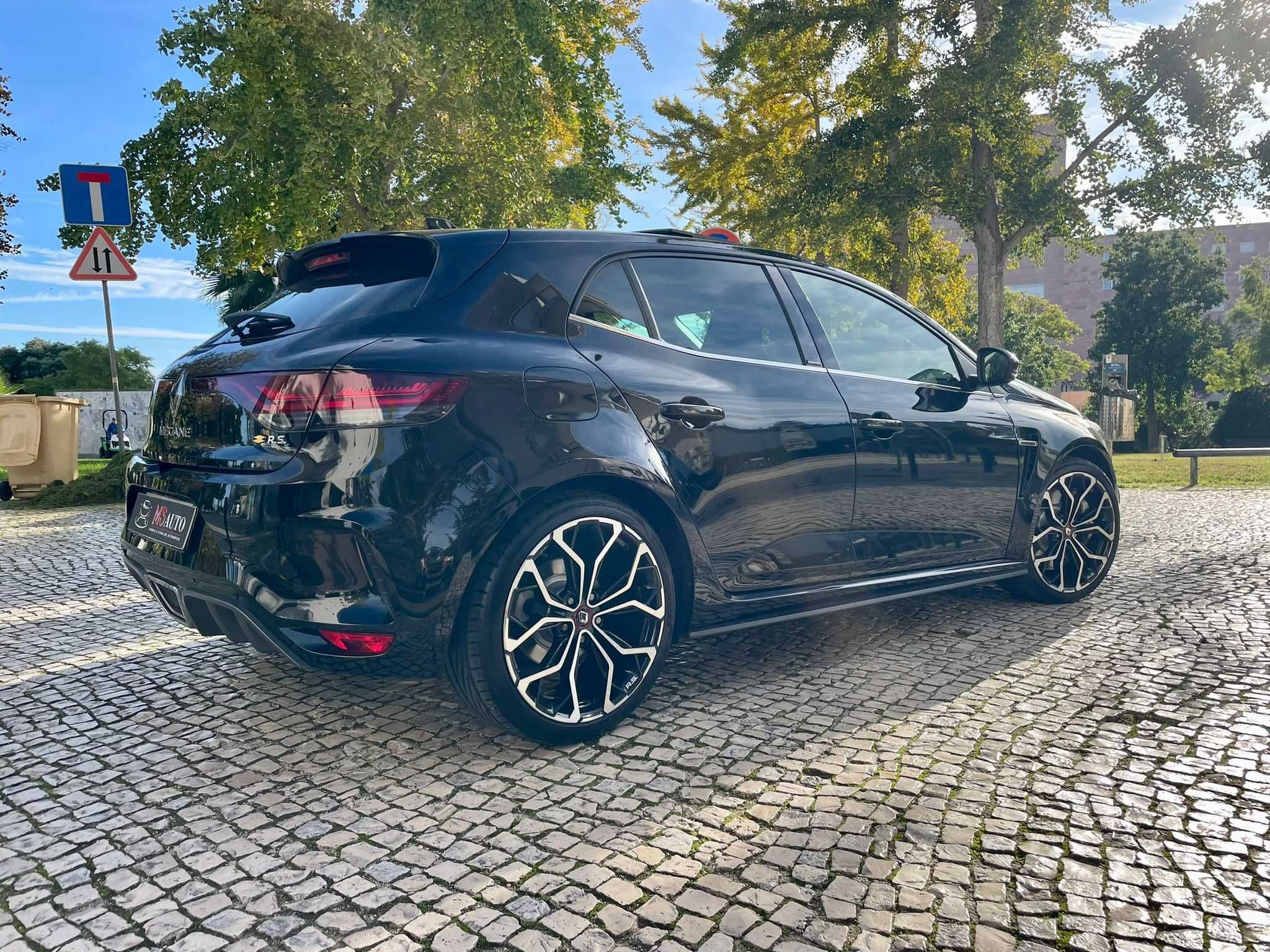 2022 Renault Megane 1.8 TCE RS EDC 300CV