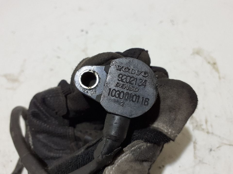 CZUJNIK POŁOŻENIA WAŁKA ROZRZĄDU VOLVO S80 2.4 BENZYNA 2001 r. nr 9202134