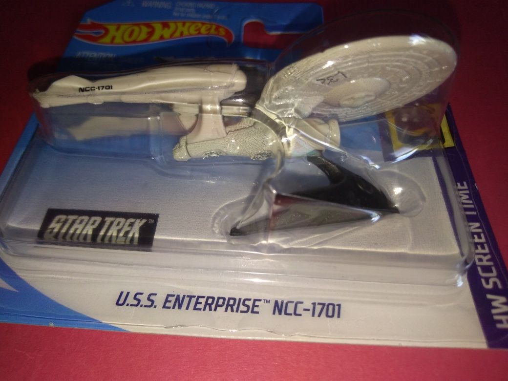 2019 hot wheels - U.S.S.Enterprise Star Treck - Selado