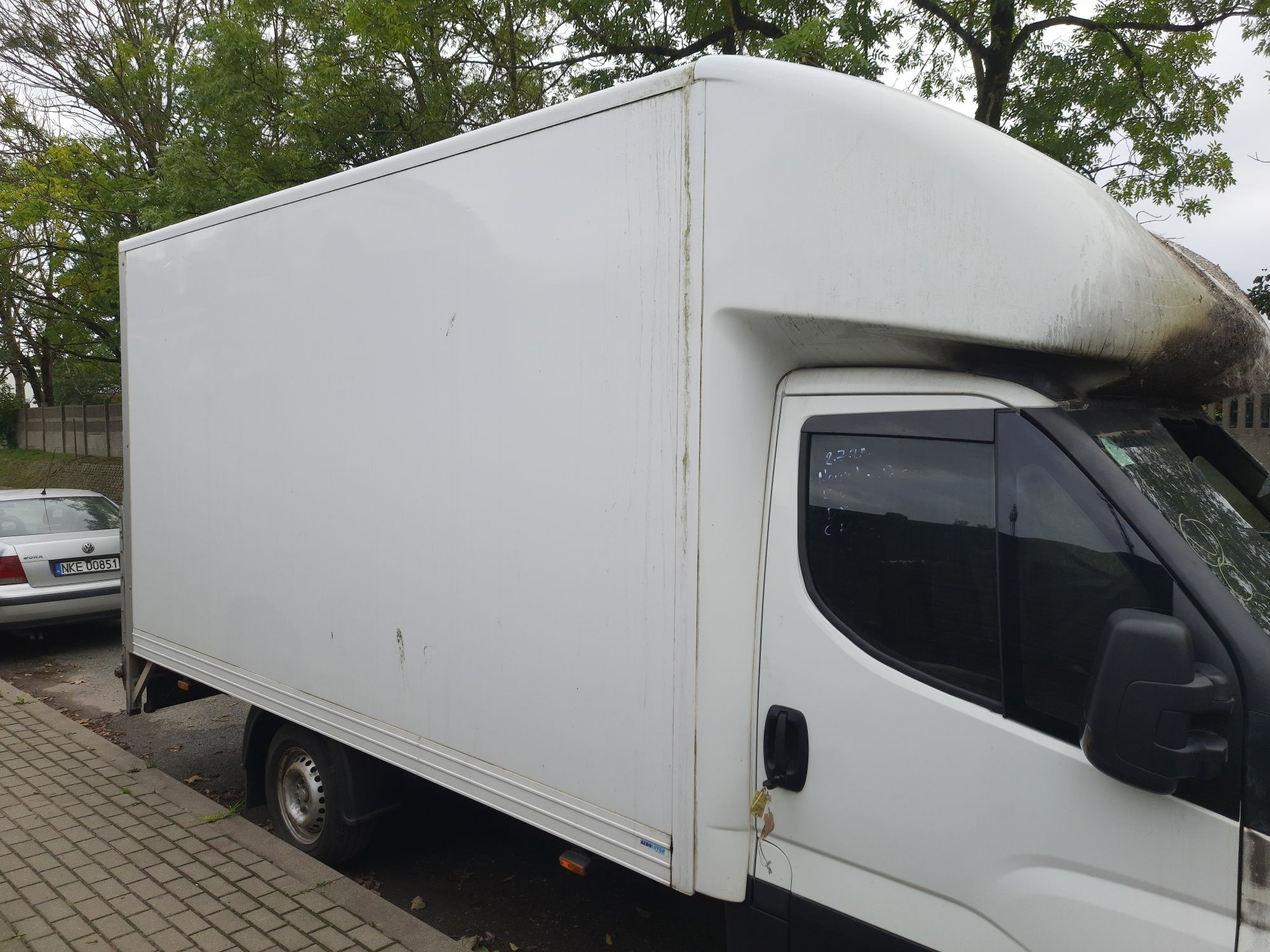 Iveco daily 2022r > Kontener +Winda