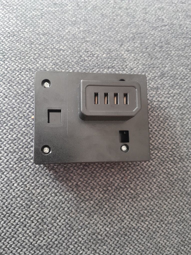 Adapter Würth (M-Cube) do reflektorów budowlanych LED