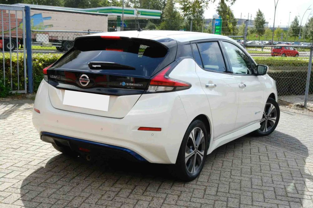 Nissan Leaf      2019