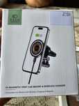 Sprzedam nowy  uchwyt samochodowy do telefonu