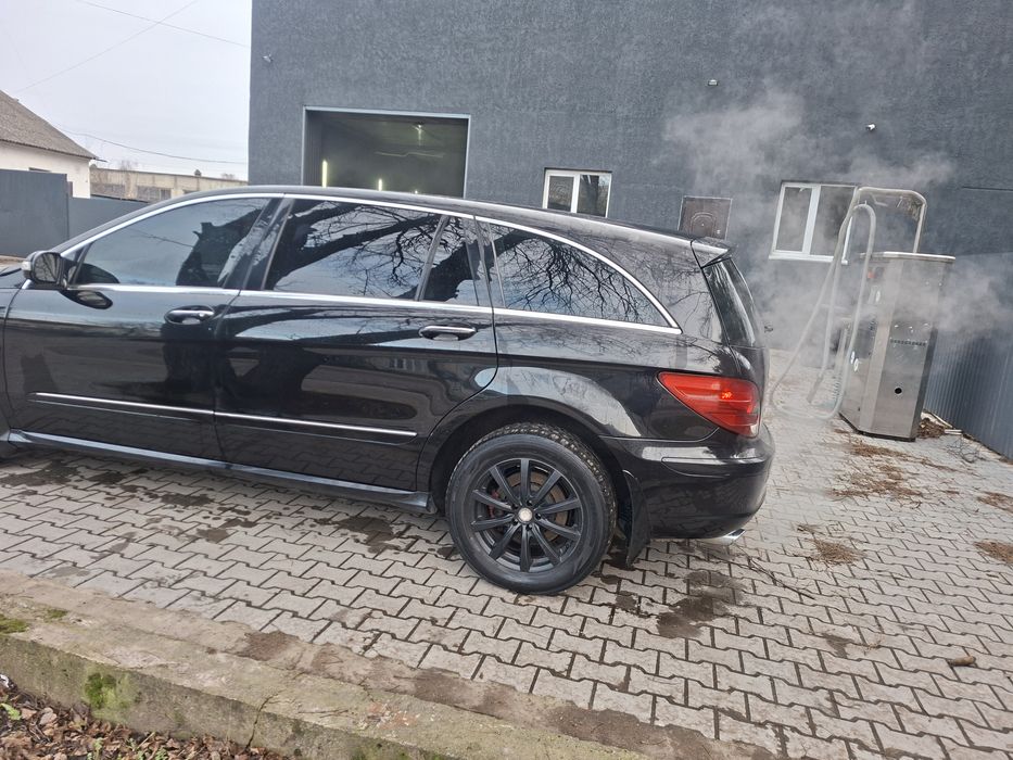 Продаю мерседеса R500 w251