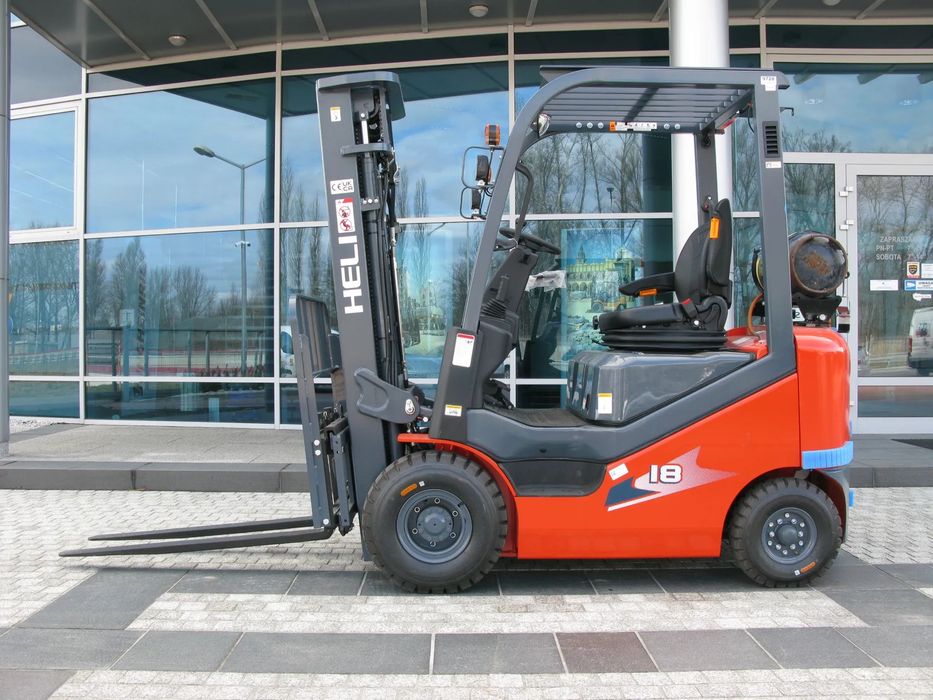 Heli CPYD18-KU1H TRIPLEX 4,7M NOWY 2025  Wózek widłowy HELI CPYD18-KU1H Nowy 2025 ROK 1,8 TON TRIPLEX 4,7M