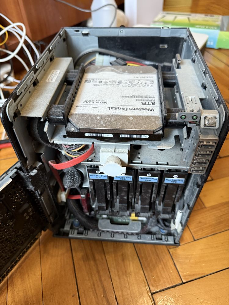 HP MicroServer G7 N40L 16gb ecc ram