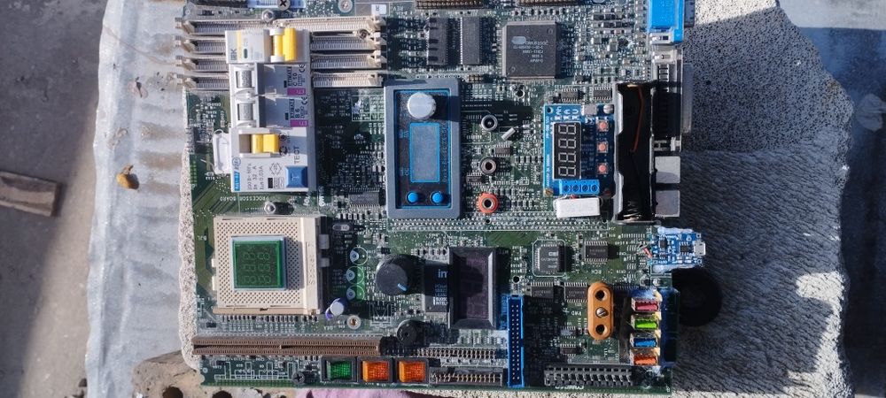 Продам блок живлення