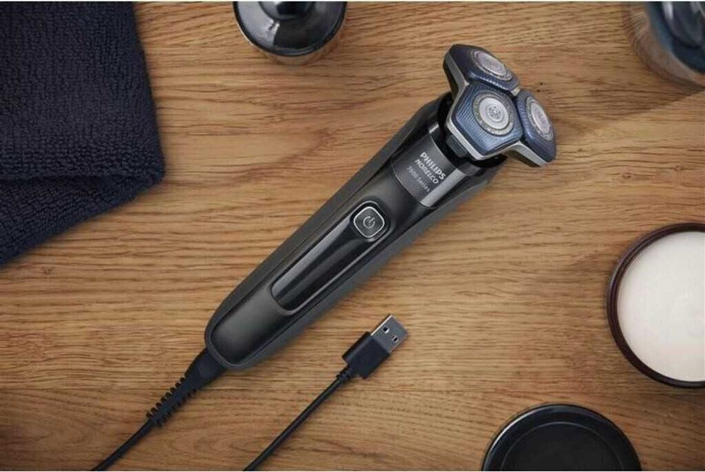 Електробритва чоловіча Philips Norelco Shaver 7000 S7887/82
